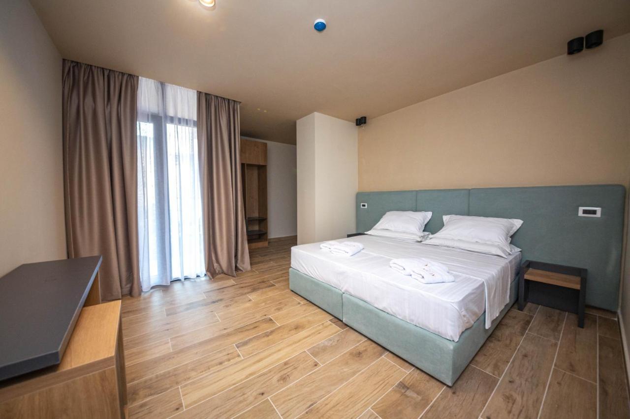 Hotel Alion21 Durrës Exterior foto